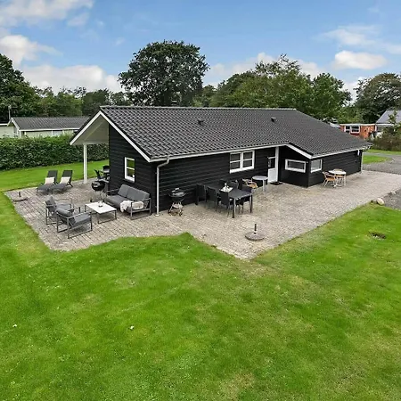 C11148-hemmet-lappedykkervaenget-22 * Hemmet