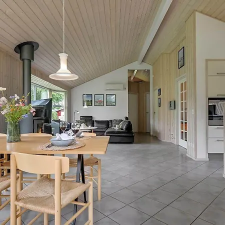 Holiday home C11148-hemmet-lappedykkervaenget-22